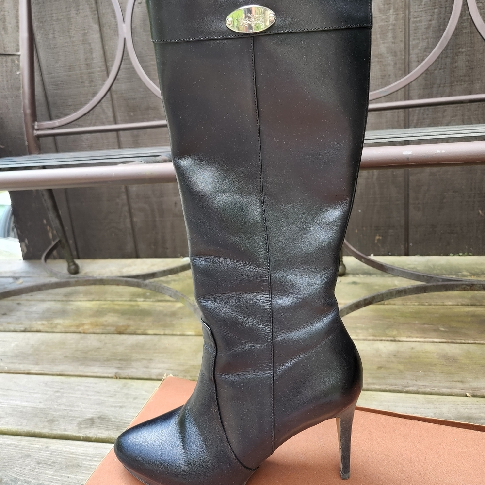 Coach Knee High Boots Lovely and almost new